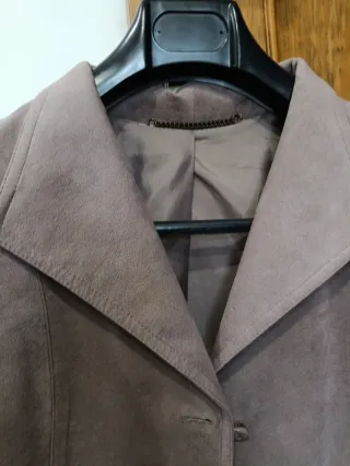 Chaqueta ante beige T.40-42 impecable