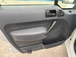 Ford Tourneo Connect 2012