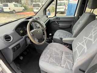 Ford Tourneo Connect 2012
