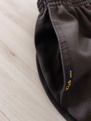 Lote 2 pantalones "entretiempo". Cintura de goma.