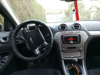 Ford Mondeo 2008 familiar con bola de remolque