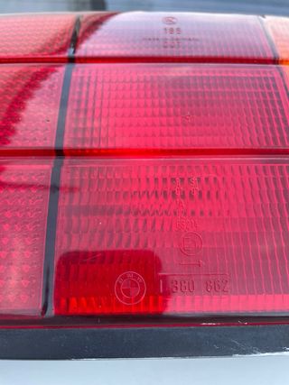 Piloto trasero derecho BMW E30 Post.