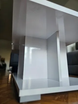 Mesa de salón moderna blanca