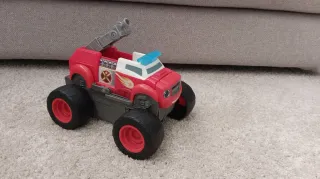 Coche Blaze y los Monsters Machines