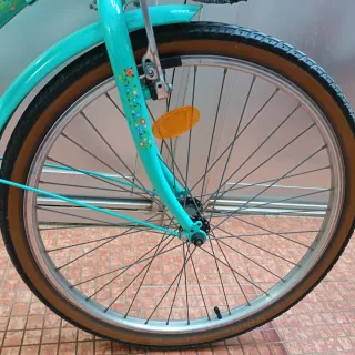 Bicicleta paseo adulto color turquesa