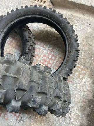 Neumáticos 18'' para moto enduro