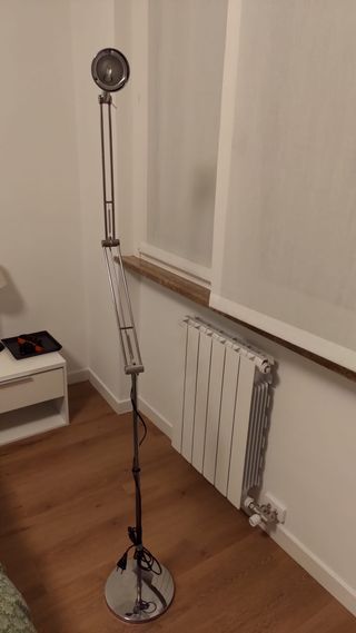 Lampada da terra design moderno