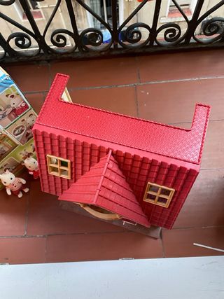Casa Sylvanian Families con 2 figuras