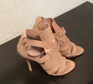 Sandalias Tacón Piel Uterqüe Beige