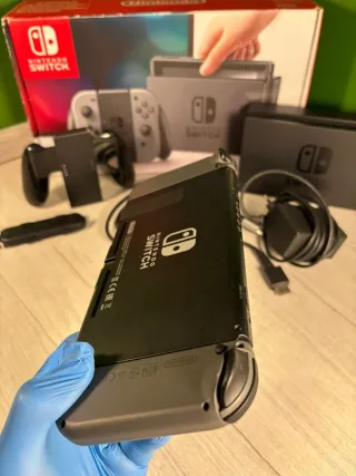 Nintendo Switch Console Full Set | Grey Joy-Con |