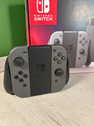 Nintendo Switch Console Full Set | Grey Joy-Con |