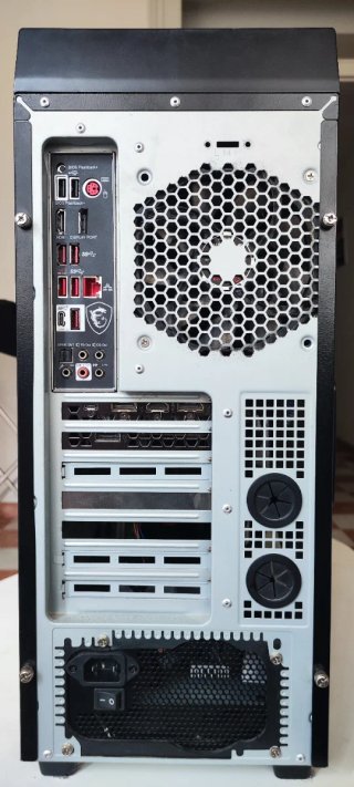 PC Gaming Ryzen 7 3700x RTX 2080 Ti 32GB RAM