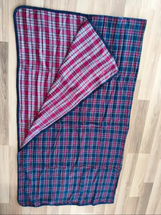 Manta Tommy Hilfiger a cuadros