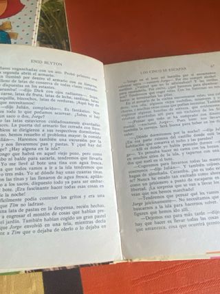 Libro juvenil "Los cinco se escapan" años 70-80