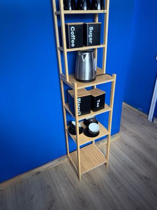 Mueble de café de bambú