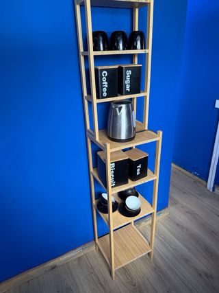 Mueble de café de bambú