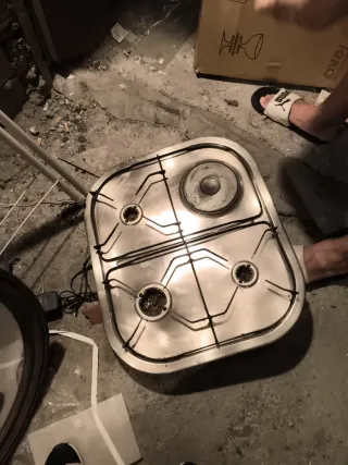Cocina de metal plateada
