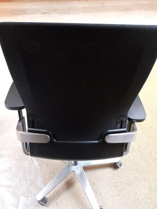 Silla de oficina Wilkhahn ON leer y ver todo
