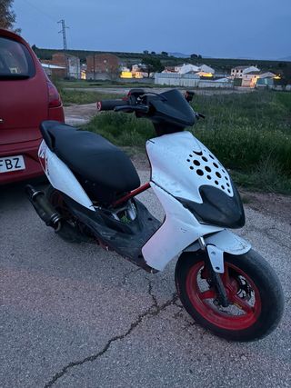 Yamaha Jog RR Scooter
