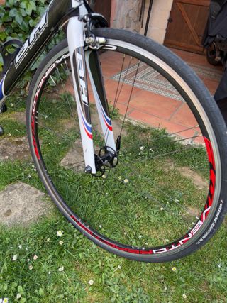 Bicicleta de carretera BH talla L