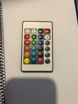 Lámpara de techo Ikea geométrica verde con RGB