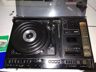 Elac Compact C1250 Giradischi e Radio
