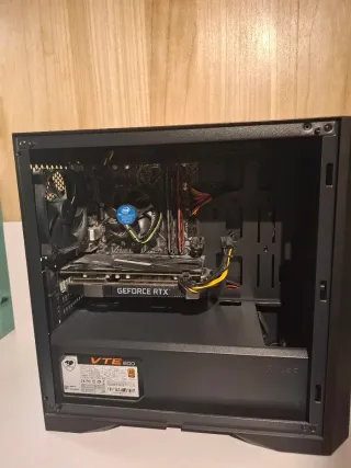 PC Gaming Negra RGB MULTICOLOR