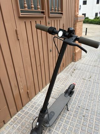 Patinete Eléctrico Xiaomi Essential
