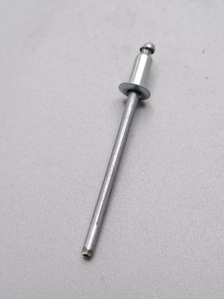 RA608176 8 x Remaches MGB