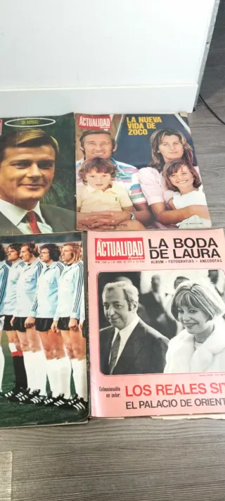 Lote 17 Revistas La Actualidad Española
