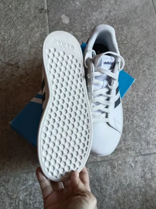 Adidas Gran Court Blancas Talla 40
