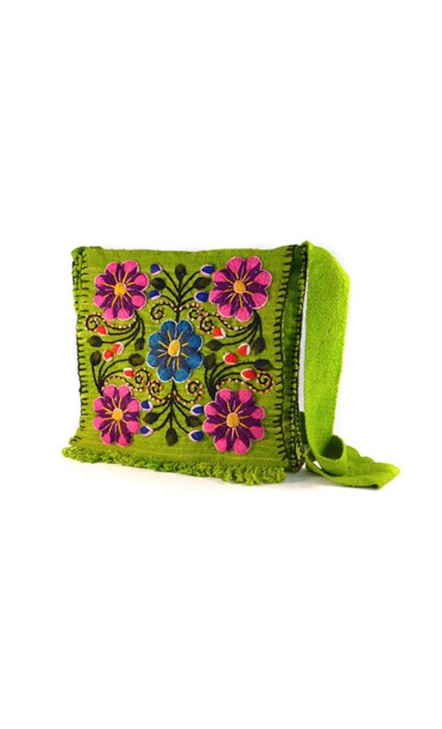 Bolso ayacuchano bordado