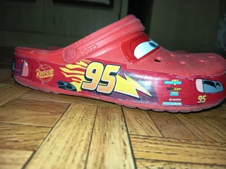 Zuecos Rayo McQueen Talla 42