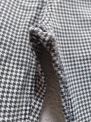 Pantalones de cuadros blanco y negro