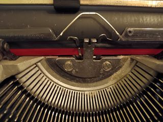 Máquina de escribir Olivetti Studio 46