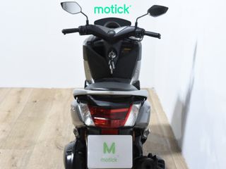 YAMAHA NMAX 125