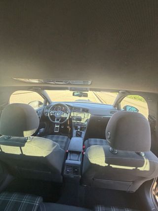 Volkswagen Golf 2014