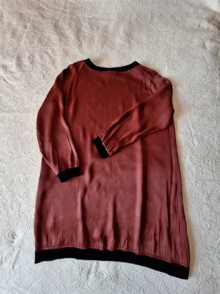 Vestido Hoss Intropia satén rojo