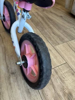 Bicicleta de equilibrio infantil