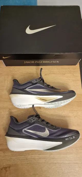 Nike Zoom Fly 6 Talla 40(25 cm)Originales