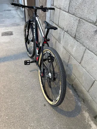 Bicicleta Cube Elite C68