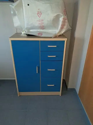 Habitación juvenil con dos camas