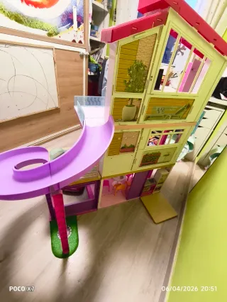 Casa Barbie con Coche y Accesorios