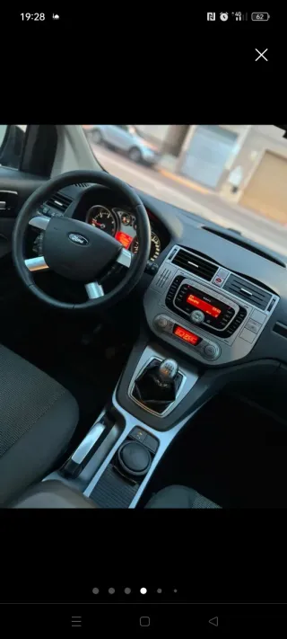 Ford Kuga  2010 2010