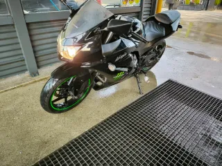 Kawasaki Ninja 250 R Sportbike Negra/Verde