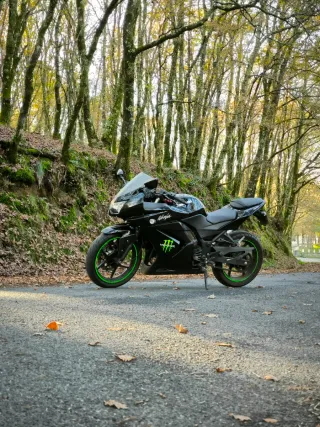 Kawasaki Ninja 250 R Sportbike Negra/Verde