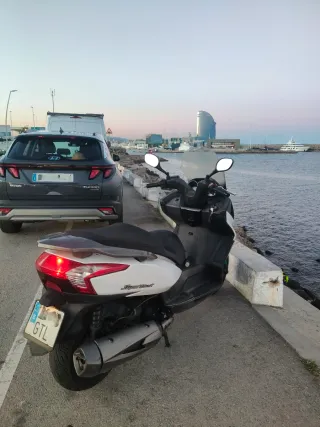 Kymco Superdink 300i