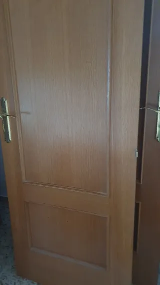Puertas de roble y marcos