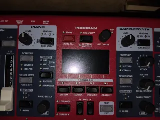 Teclado Nord Electro 6D