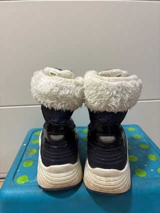Botas de Nieve Niña Azul y Blanco